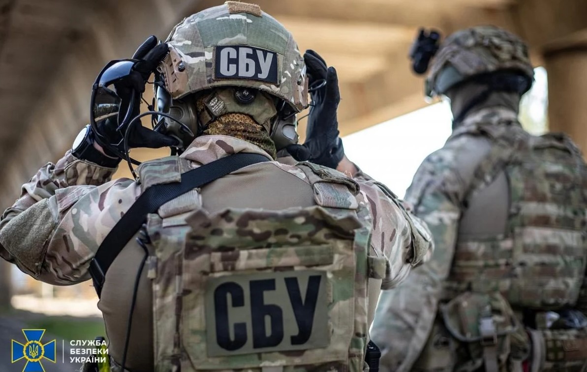 Рекордна 40-денна кампанія СБУ: уражено 100+ стратегічних об'єктів у РФ та знищено 21 тисячу одиниць техніки Рекордна 40-денна кампанія СБУ: уражено 100+ стратегічних об'єктів у РФ та знищено 21 тисячу одиниць техніки